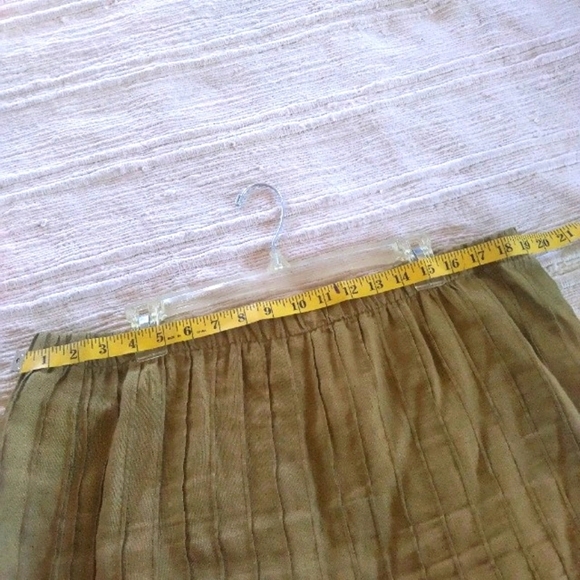 Ladies Two-Piece Set - Picture 10 of 14